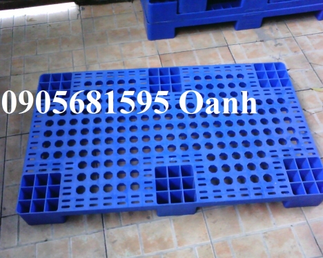 Pallet nhựa kê hàng thực phẩm khô, kê thiết bị Quảng Trị 0905681595