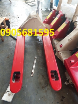 Xe nâng tay thấp càng rông Đài Loan giá rẻ 0905681595
