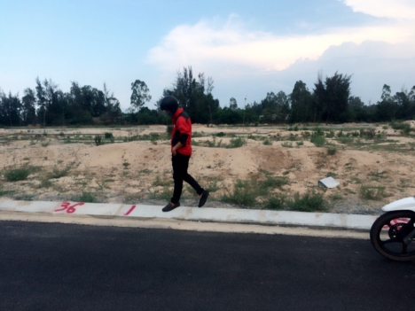 2 lô liền kề,ngay trung tâm siêu thị ,7,5m