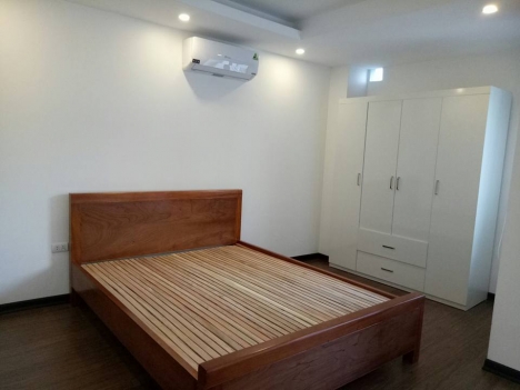 CHO THUÊ MẶT BẰNG CỬA HÀNG DT45M2 MẶT PHỐ ĐÊ LA THÀNH NHỎ