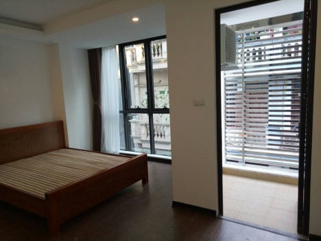 CHO THUÊ MẶT BẰNG CỬA HÀNG DT45M2 MẶT PHỐ ĐÊ LA THÀNH NHỎ