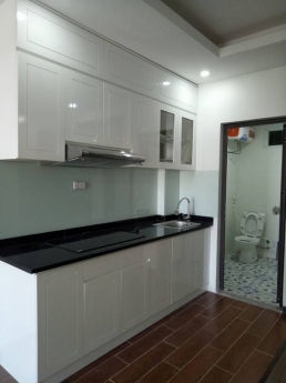 CHO THUÊ MẶT BẰNG CỬA HÀNG DT45M2 MẶT PHỐ ĐÊ LA THÀNH NHỎ
