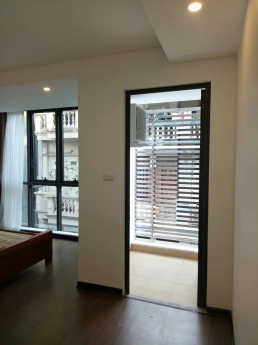 CHO THUÊ MẶT BẰNG CỬA HÀNG DT45M2 MẶT PHỐ ĐÊ LA THÀNH NHỎ