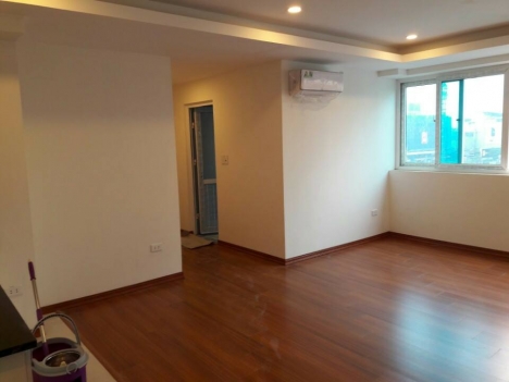 CHÍNH CHỦ CHO THUÊ CĂN HỘ 2 PHÒNG NGỦ+1P.KHÁCH SÀN GỖ ĐẦY ĐỦ ĐỒ SỐ 23 ĐÔNG CÁC.