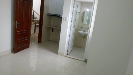 CHO THUÊ CHUNG CƯ MINI GIÁ 5TR CÓ 1 PHÒNG NGỦ VÀ P.KHÁCH PHỐ DOÃN KẾ THIỆN-MAI DỊCH