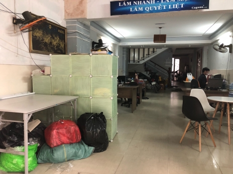 Sang mặt bằng văn phòng