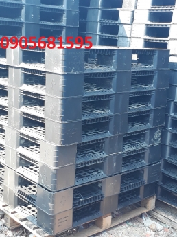 Cung cấp pallet nhựa 1100x1100x120mm 165k lh 0905681595