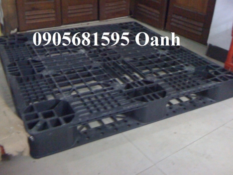 Cung cấp pallet nhựa 1100x1100x120mm 165k lh 0905681595