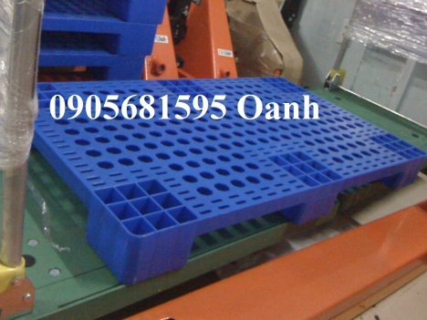 Pallet nhựa mới PL04-LS giá chỉ 380k giao tận nơi 0905681595