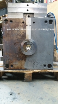 tẩy rửa khuôn ép nhựa sạch rỉ sét, dầu mỡ, cặn nhựa