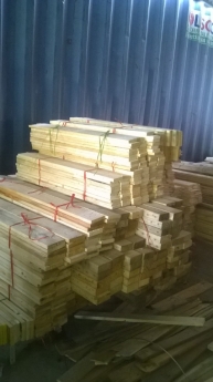 Xe nâng tay thấp giá 3tr5, pallet nhựa rẻ nhất đà nẵng