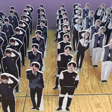 standee mô hình đẹp giá rẻ tại hà nội