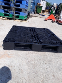 Bán pallet nhựa , xe nâng tay tại đà nẵng