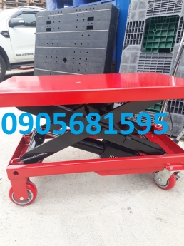 Xe nâng bàn thủy lực, xe nâng hạ hàng hóa, xe nâng có mặt bàn 0905681595