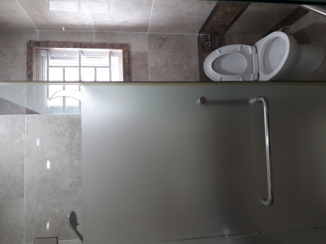 Nhà cho thuê nguyên căn mặt tiền số 122 đường hồng hà, phường 2, quận tân bình tp.hcm