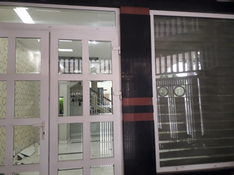 Nhà cho thuê nguyên căn mặt tiền số 122 đường hồng hà, phường 2, quận tân bình tp.hcm