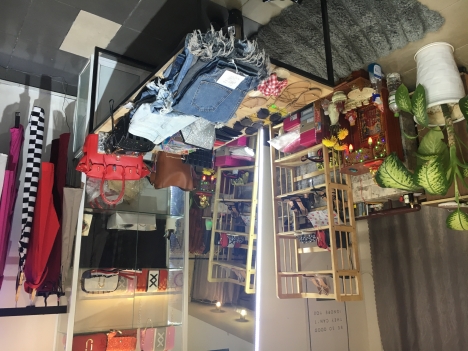 Sang shop thời trang nử trung tâm thành phố