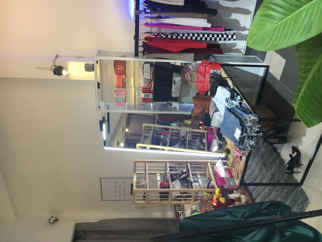 Sang shop thời trang nử trung tâm thành phố