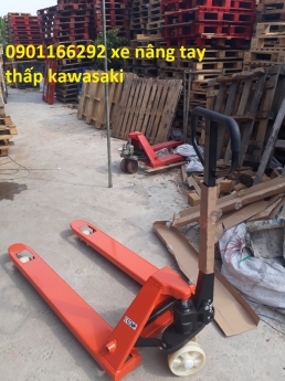 Xe nâng tay ,pallet gỗ ,thùng phi nhựa tại đà nẵng ,quảng nam,huế ,quảng ngãi
