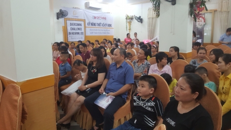 Kỹ năng thiết kế kì vọng cho trẻ khiếm thính theo từng độ tuổi