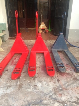 Lô xe nâng tay cũ Bishamon - Nhật tải trọng 1500kg