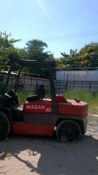 Xe nâng tay ,xe nâng máy dầu tại đà nẵng 0901166292