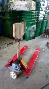 Xe nâng tay ,xe nâng máy dầu tại đà nẵng 0901166292
