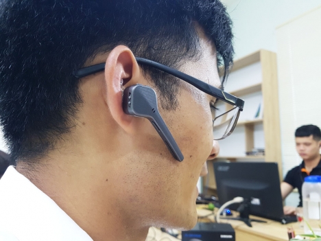 Bán tai nghe bluetooth Plantronics 3200 + dock sạc