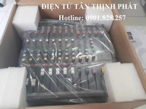 mixer soundcraft efx8