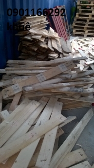 Nhà phân phối pallet gỗ ,pallet nhựa sóng nhựa tại đà nẵng