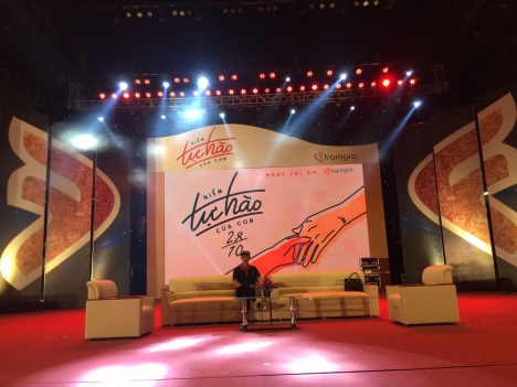 Cho thuê đèn tia cực tím