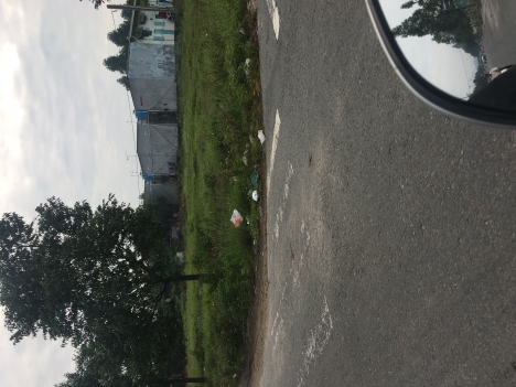 Cần bán đất trả nợ cho thằng con quậy phá.