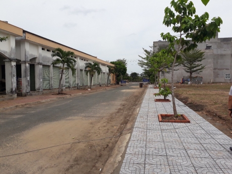CẦN TÌM CHỦ MỚI CHO LÔ ĐẤT MẶT TIỀN CHỢ, CHỈ 13TR/M2, PHÁP LÝ MINH BẠCH, CÓ GIA LỘC