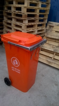 Bán thùng rác công nghiệp,thùng phi 200l nhựa ,gỗ tại đà nẵng