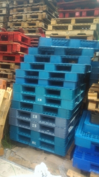 Thanh lý pallet nhựa pallet gỗ tại Đà Nẵng