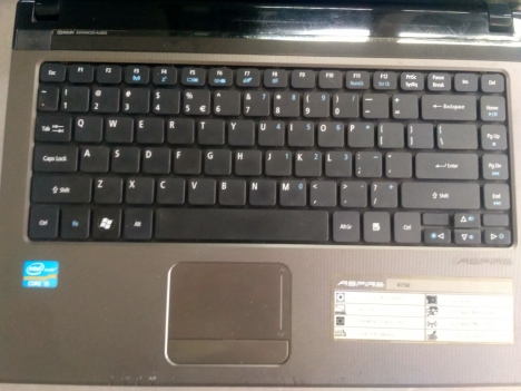 Acer Aspire 4750 (Core i5 2430M, ram4,ổ 320,màn 14 inch)
