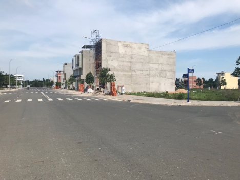 Bán lô đất dự án Nam Khang Residence, Quận 9. Diện tích 56m2, sổ riêng, giá 36.5tr/m2, XDTD, sổ đỏ