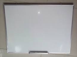 Cắt bảng trắng mica treo tường, bảng 3 ly việt Nam, bảng từ giá rẻ quận gò vấp