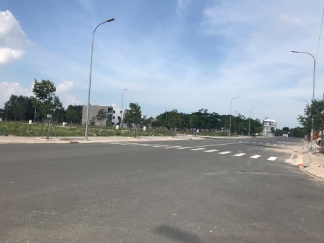 ***Pháp lý hoàn chỉnh: - Sổ đỏ riêng từng nền. - Xây dựng tự do. - Mua công chứng ngay.