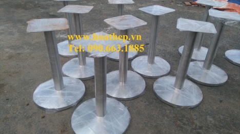 Chuyên nhận gia công chân bàn sắt, inox