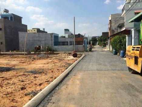 Bán 2 lô đất MT Trần Hải Phụng - Bình Chánh ( ấp 5 Phạm Văn Hai )