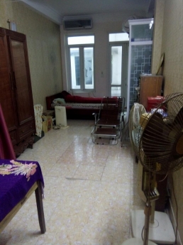 Bán nhà riêng Ngọc Khánh 32m2 5 tầng kinh doanh nhỏ giá 3.5 tỷ