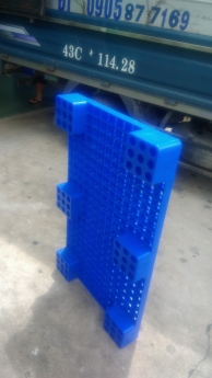 pallet nhựa 1000 x 600 x 100mm rẻ nhất đà nẵng