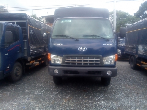 hyunhdai 120SL 8 tấn mui bạt