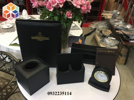 Bộ đồ da cao cấp dùng trong khách sạn