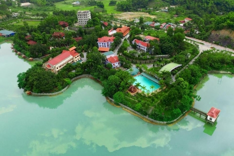 2.	Himlam Resort - Vùng đất tươi đẹp