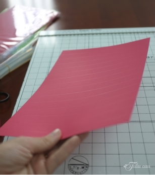 Cung cấp bàn cắt giấy , bàn mica gỗ , bàn cắt giấy mini văn phòng , dao cực bắn