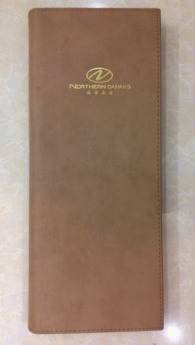 Địa chỉ làm bìa da dập logo, in bìa menu da, bìa folder da, bìa đựng hồ sơ bằng da