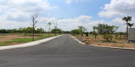 ĐẤT MẶT TIỀN CHỢ Ở CẦN GIUỘC, NGAY THỊ TRẤN