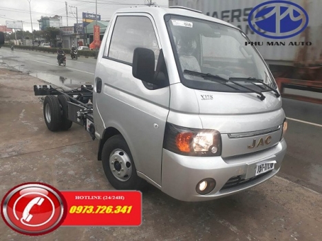 Xe tải nhẹ JAC 1t25 đời 2018 thùng dài 3m2.